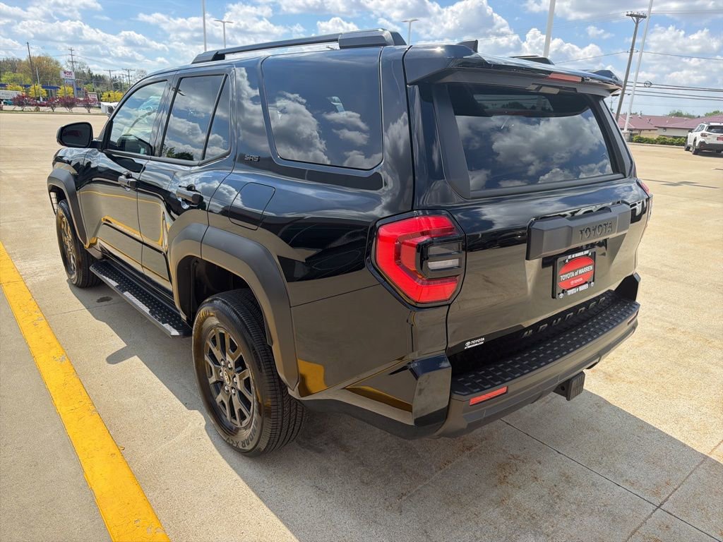 Used 2025 Toyota 4Runner SR5 AWD/4WD image 7
