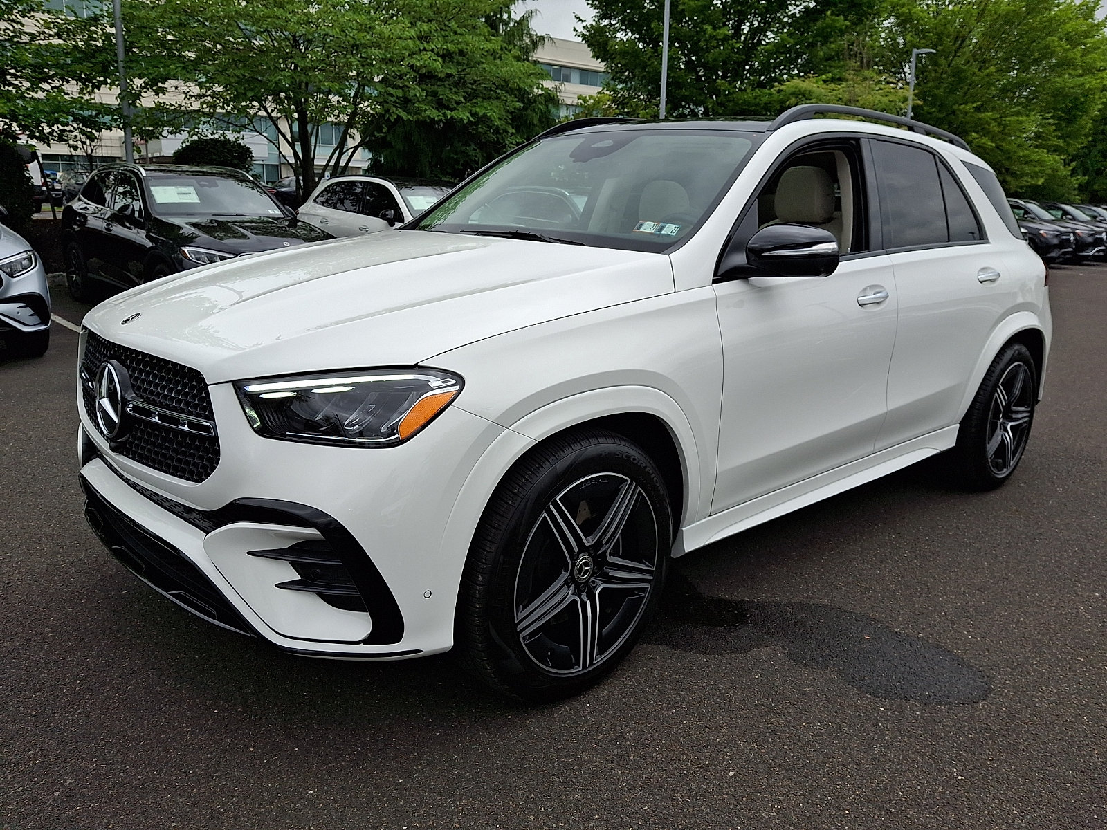 New 2026 Mercedes-Benz GLE 350 4MATIC image 3
