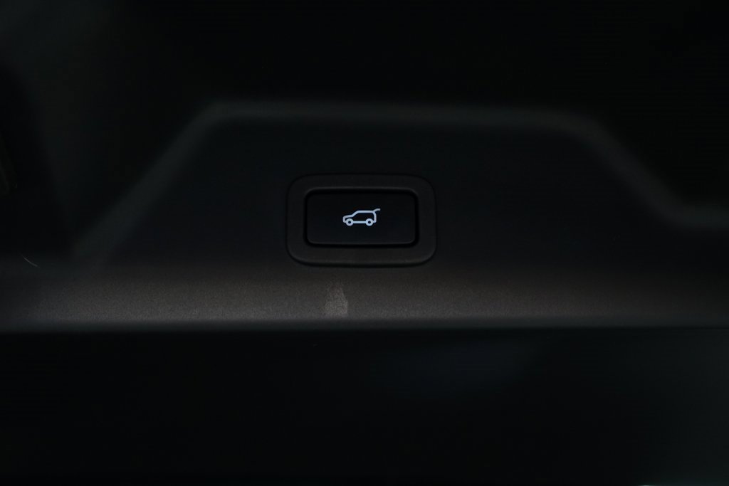 Used 2020 Land Rover Range Rover Long Wheelbase HSE image 29