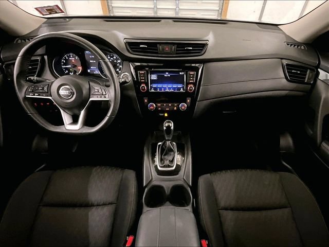 Used 2019 Nissan Rogue SV AWD/4WD image 14