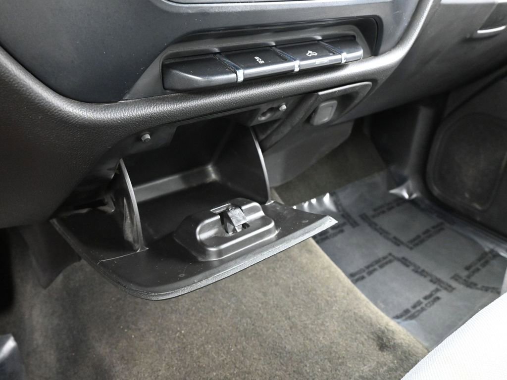 Used 2018 Chevrolet Silverado 1500 Custom w/ Custom Value Package image 24