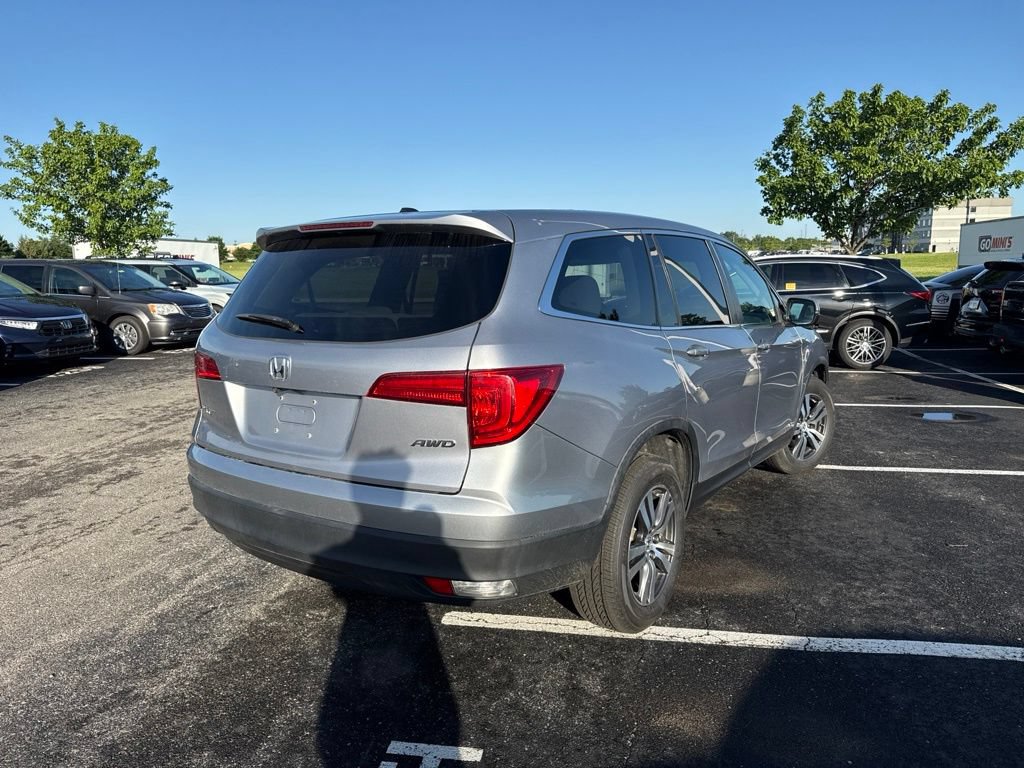 Used 2017 Honda Pilot EX-L image 11