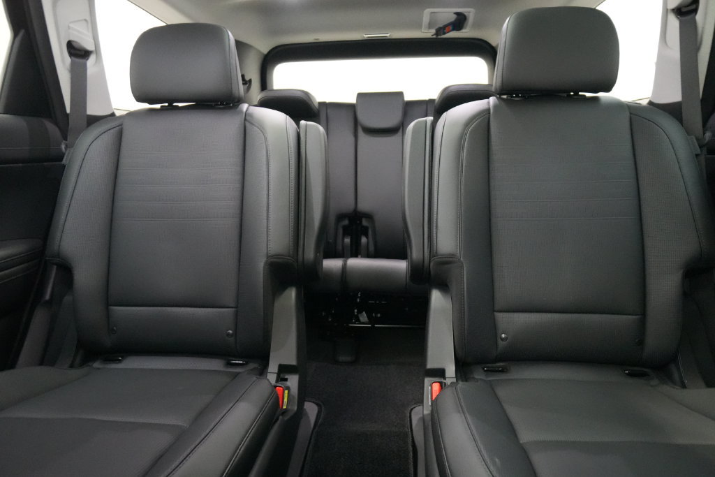 Certified 2026 Hyundai Palisade Limited AWD/4WD image 22