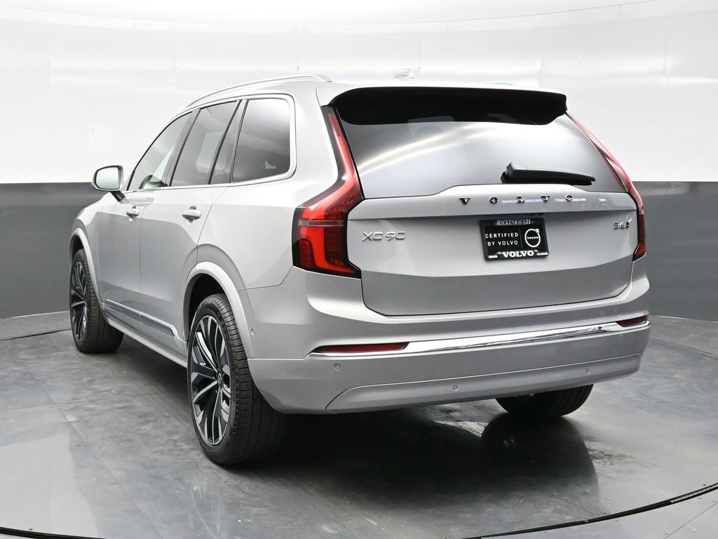 Used 2025 Volvo XC90 B6 Plus image 5