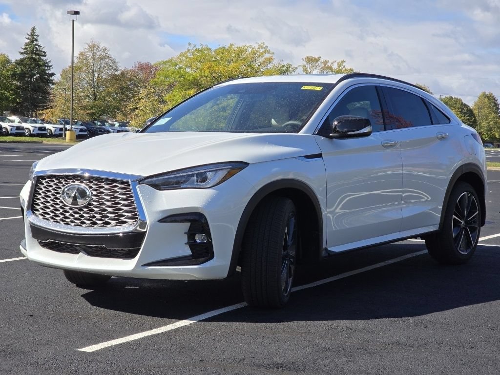 Used 2025 INFINITI QX55 Luxe w/ Cargo Package AWD/4WD image 14