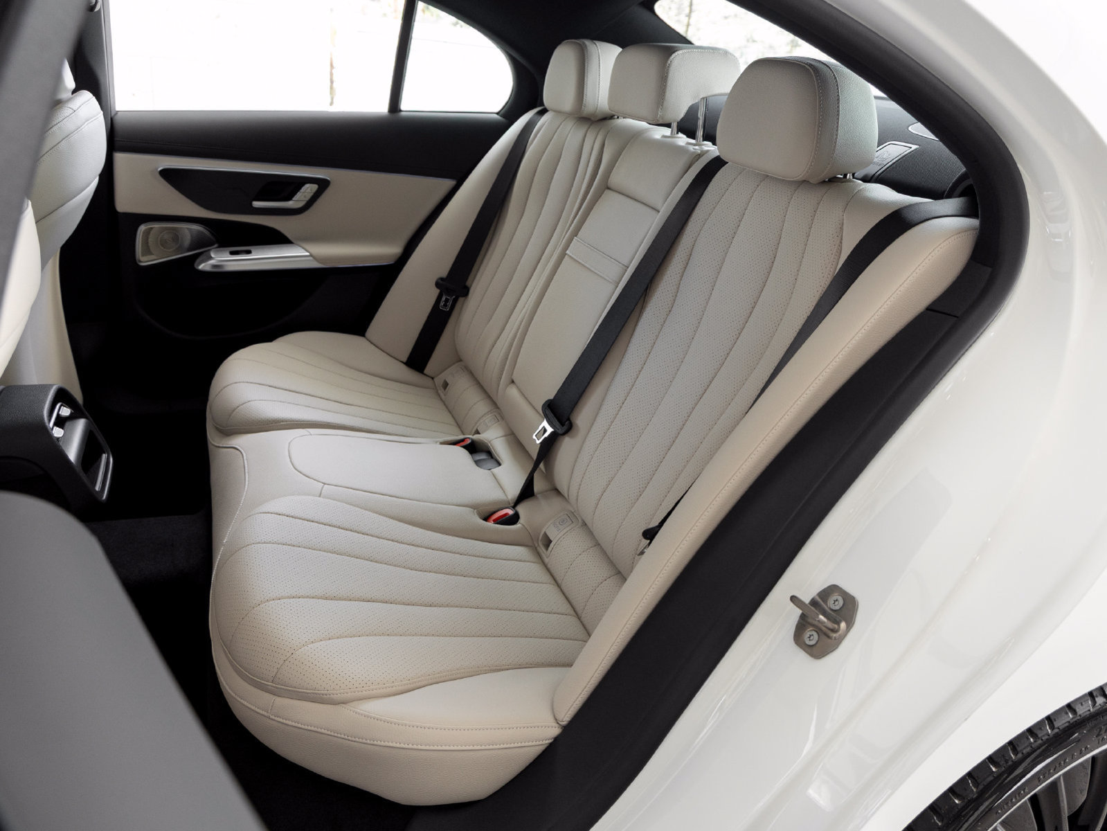 New 2027 Mercedes-Benz E 350 Sedan image 20