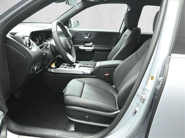 New 2026 Mercedes-Benz GLB 250 4MATIC image 9