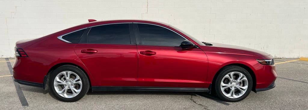 Used 2023 Honda Accord LX image 6