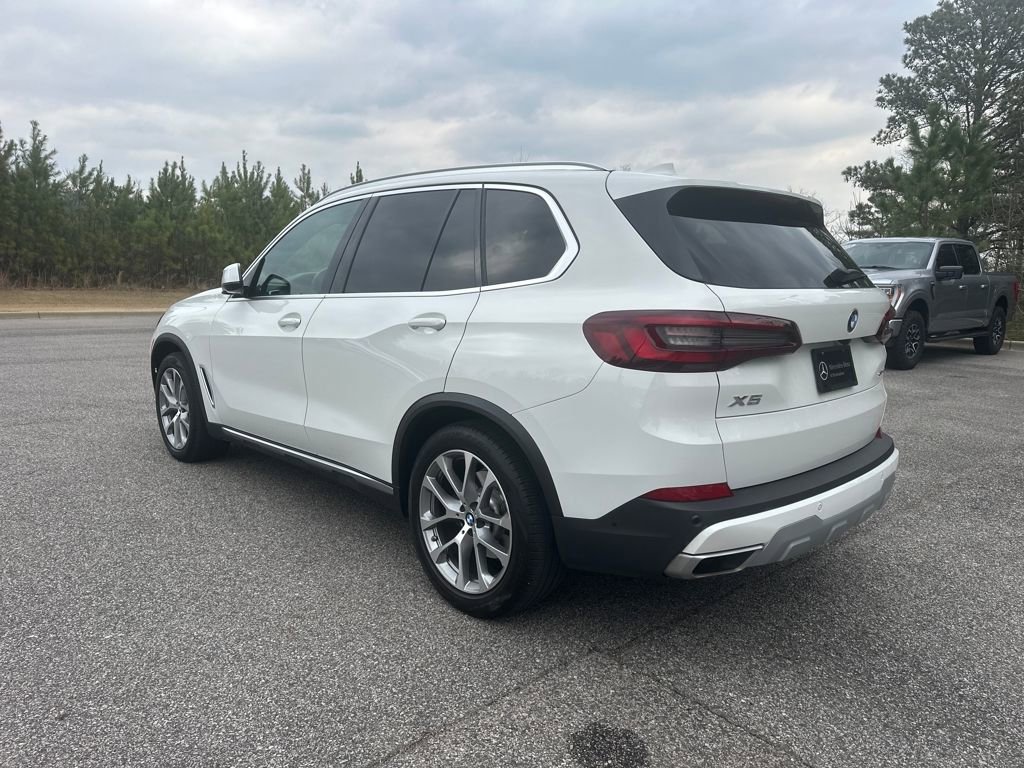 Used 2021 BMW X5 sDrive40i w/ Premium Package image 9