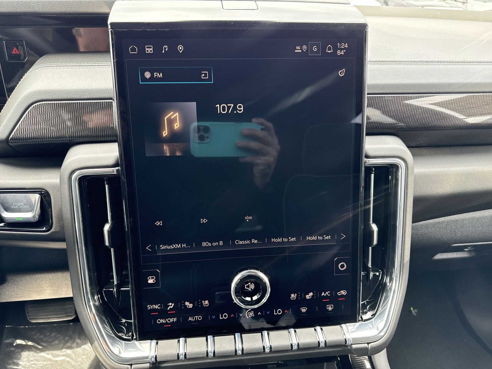 New 2026 GMC Yukon XL Elevation w/ Elevation Premium Package image 18