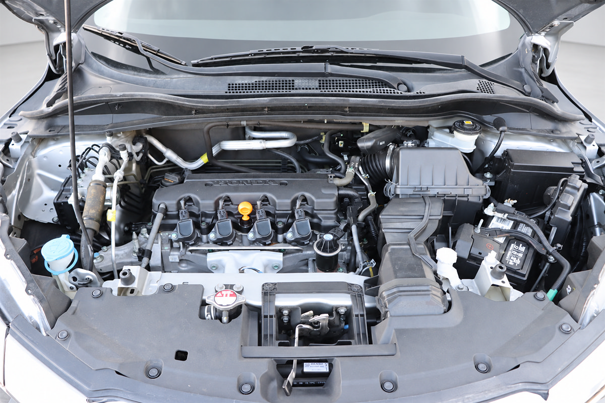 Used 2020 Honda HR-V LX image 39
