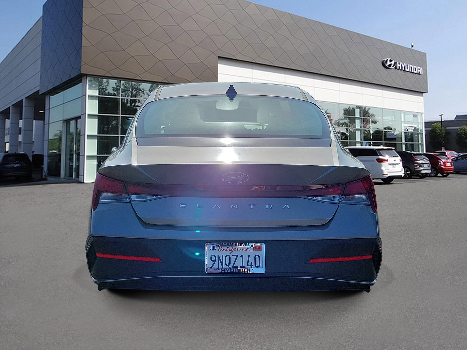 Certified 2024 Hyundai Elantra SEL FWD image 4