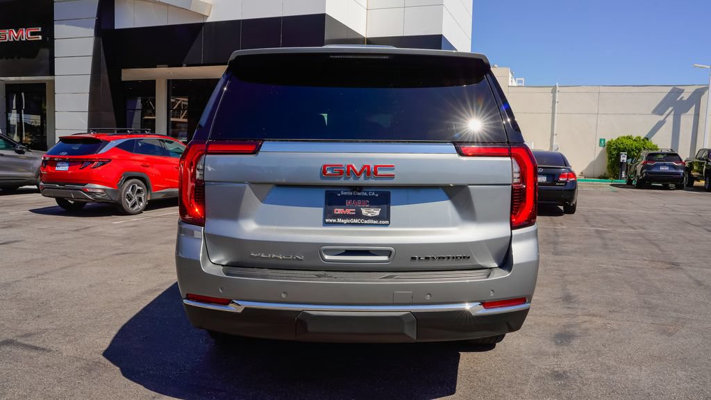 Used 2025 GMC Yukon XL Elevation AWD/4WD image 11