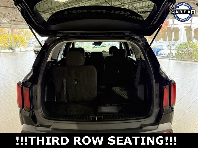 Used 2021 Kia Sorento LX image 18