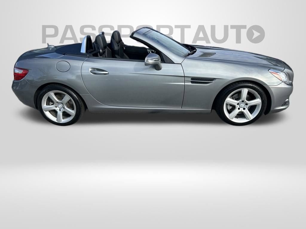 Used 2013 Mercedes-Benz SLK 250 image 8