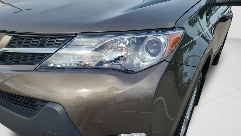 Used 2015 Toyota RAV4 Limited w/ Technology Package FWD image 25