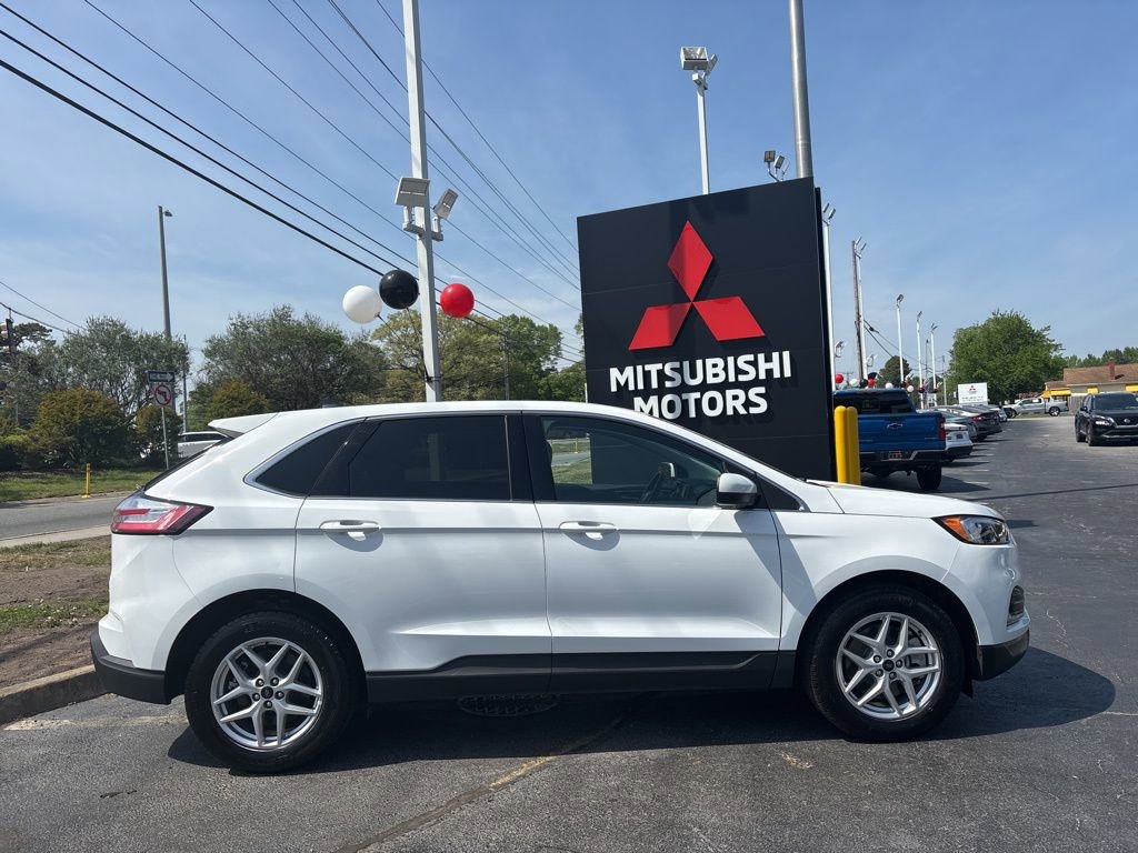 Used 2024 Ford Edge SEL AWD/4WD image 2