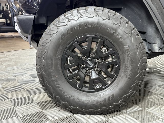 Certified 2024 Ford Bronco Raptor w/ Interior Carbon Fiber Pack 6 AWD/4WD image 32