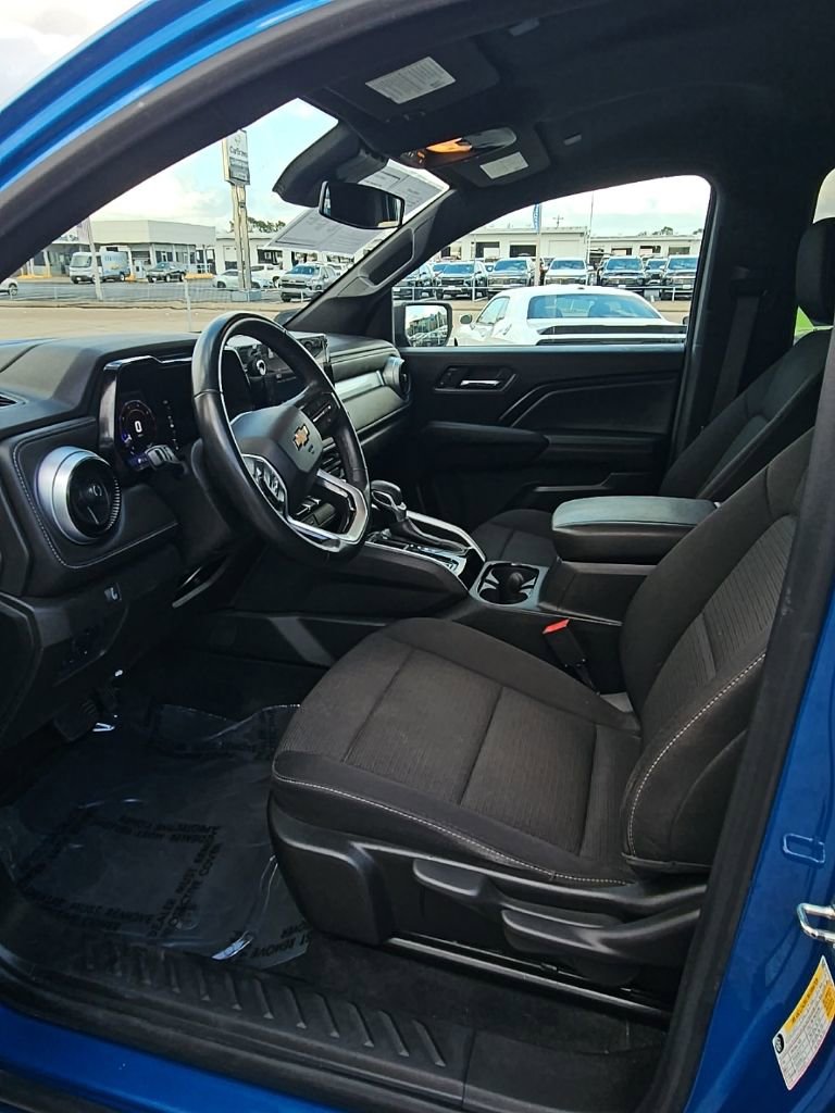 Used 2023 Chevrolet Colorado LT w/ LT Convenience Package RWD image 12