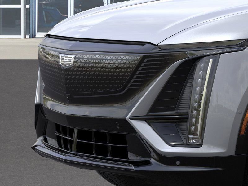 New 2025 Cadillac Lyriq Sport w/ LPO, Floor Liner Package AWD/4WD image 13