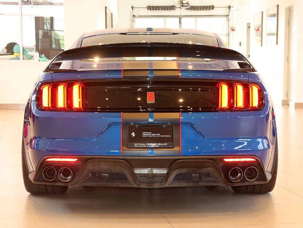 Used 2017 Ford Mustang Shelby GT350R w/ GT350R Equipment Group 920A image 27