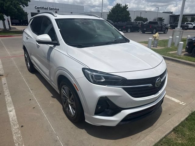 Used 2020 Buick Encore GX Essence w/ Experience Buick Package FWD image 2