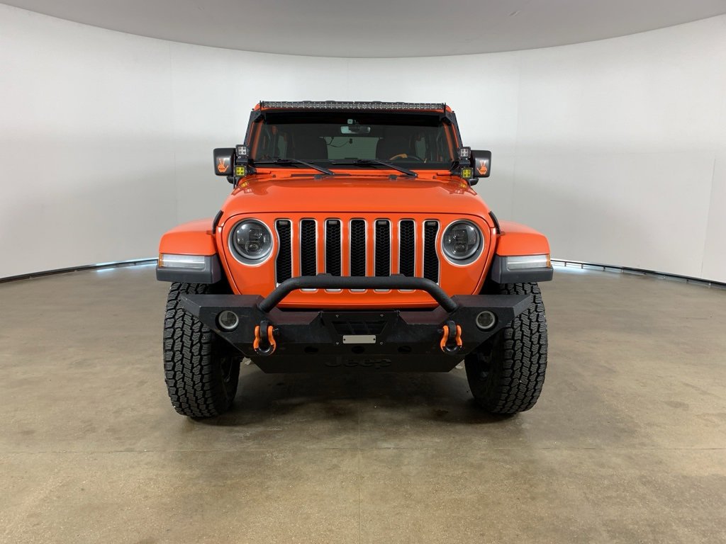 Used 2018 Jeep Wrangler Unlimited Sahara image 3