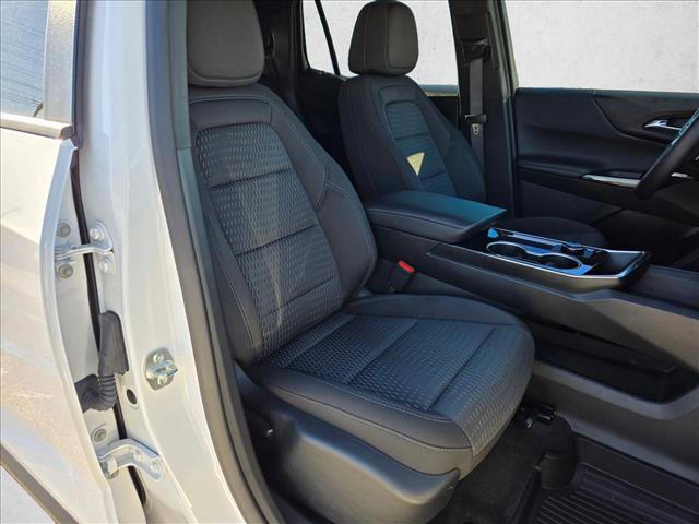 New 2026 Chevrolet Equinox LT w/ Midnight Edition image 18