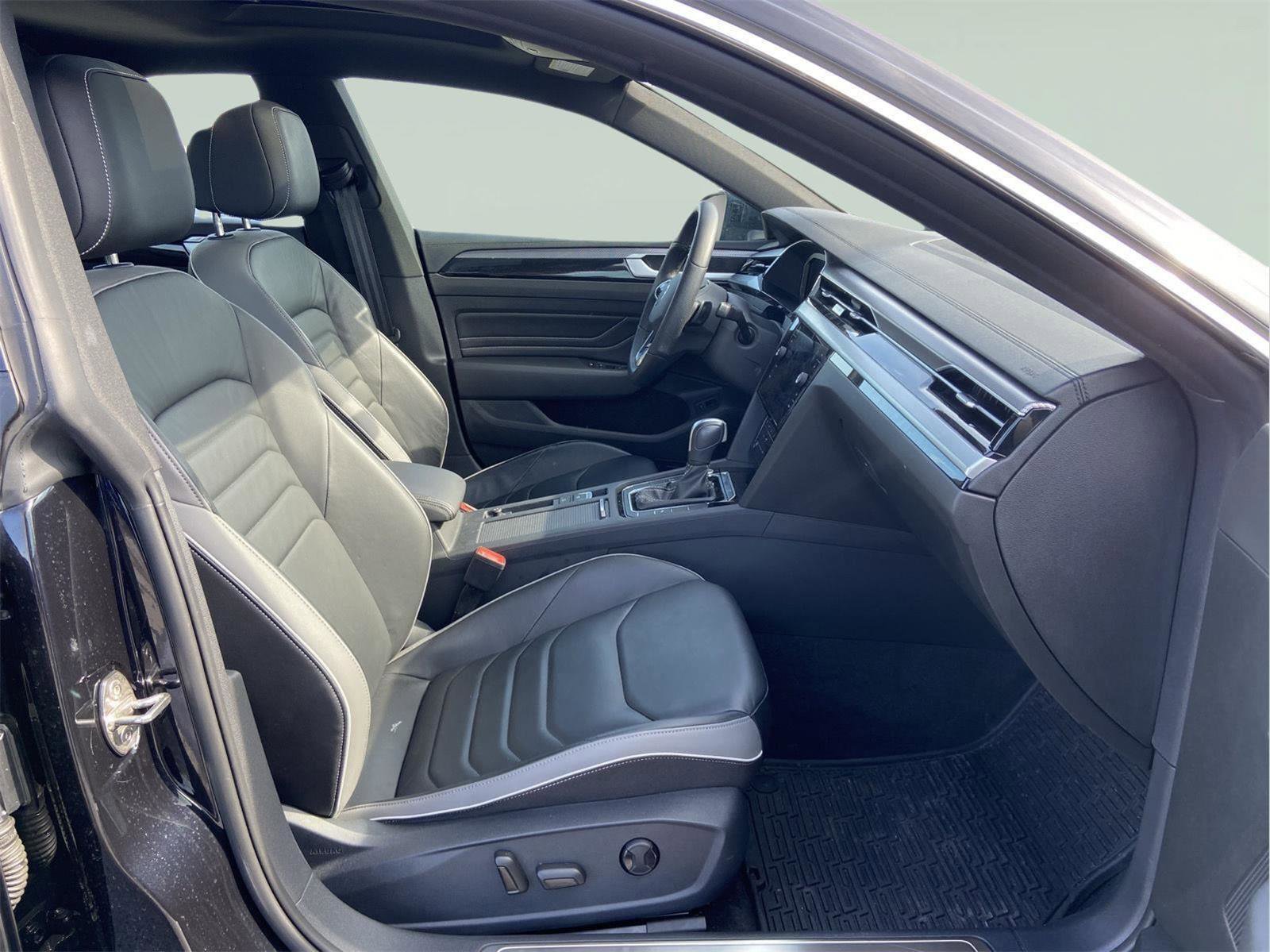 Used 2023 Volkswagen Arteon SEL image 19