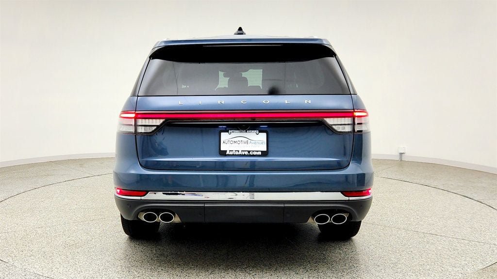 Used 2026 Lincoln Aviator Reserve AWD/4WD image 6