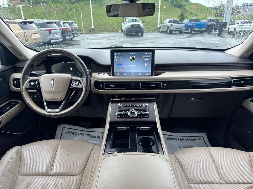 Used 2020 Lincoln Aviator Reserve w/ Equipment Group 201A AWD/4WD image 11