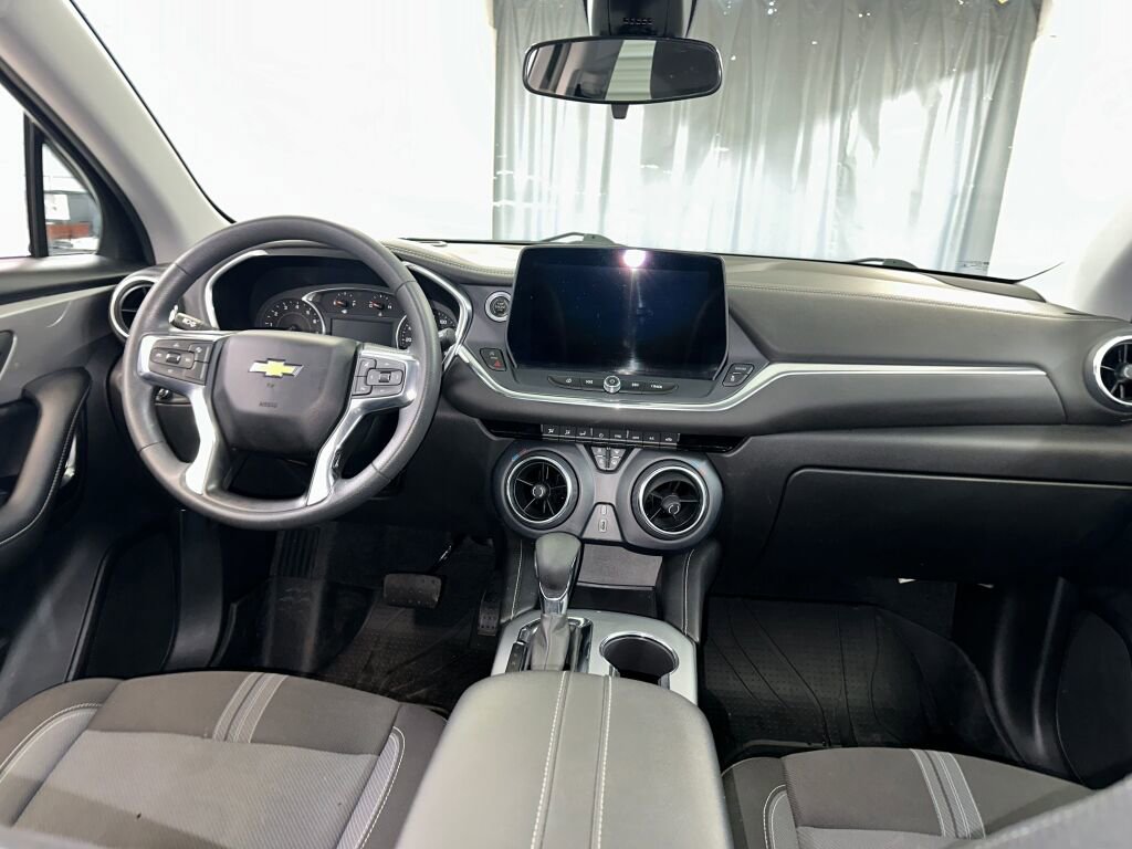 Used 2023 Chevrolet Blazer LT w/ Driver Confidence Package image 29