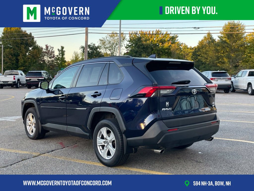 Used 2019 Toyota RAV4 XLE w/ Convenience Package AWD/4WD image 3