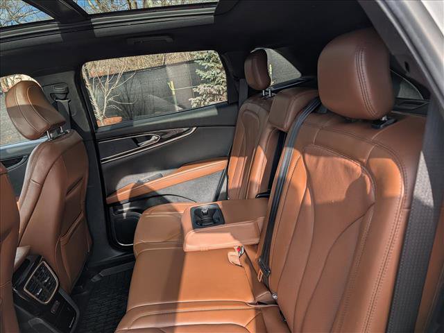 Certified 2022 Lincoln Nautilus Reserve image 26