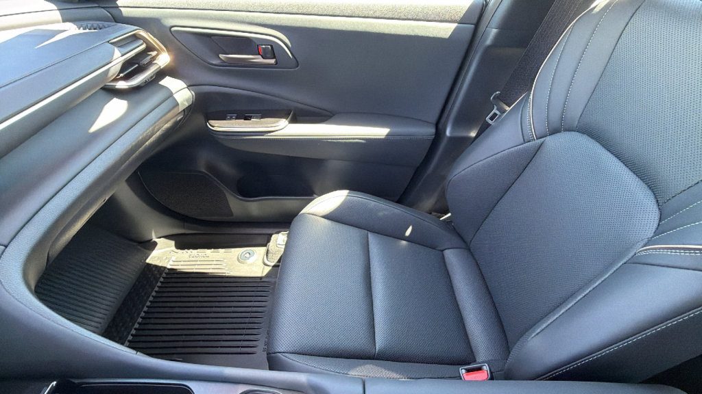 Certified 2026 Toyota Crown AWD/4WD image 12
