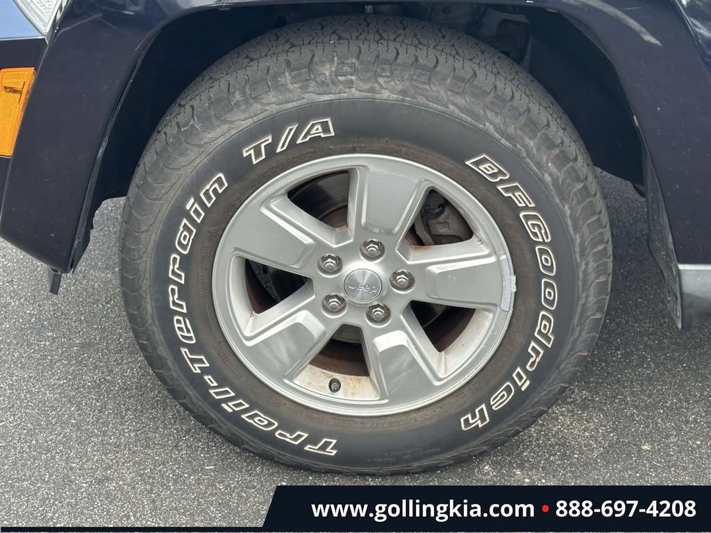 Used 2011 Jeep Liberty Sport w/ Popular Equipment Group AWD/4WD image 7