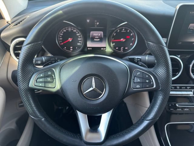 Used 2017 Mercedes-Benz GLC 300 4MATIC image 25