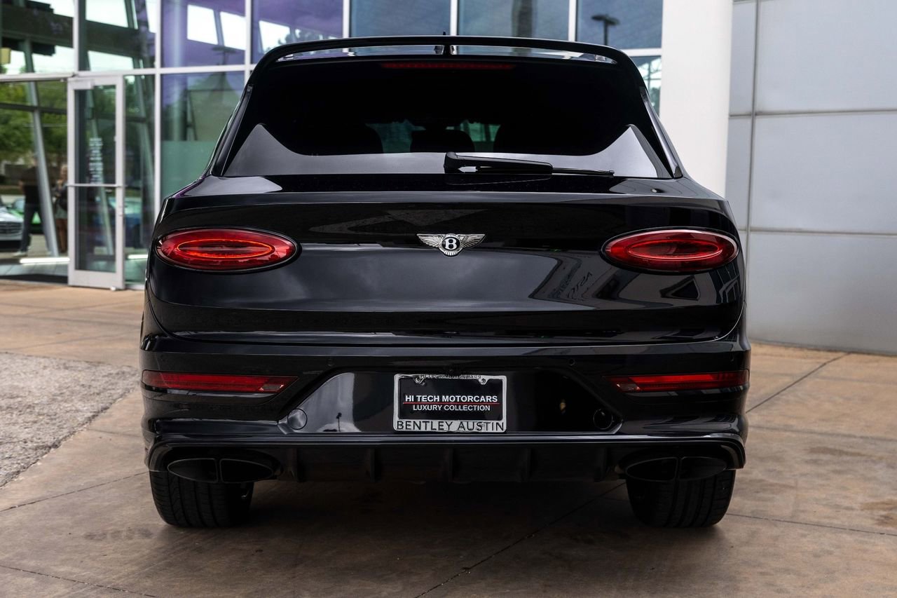 Certified 2024 Bentley Bentayga AWD/4WD image 14