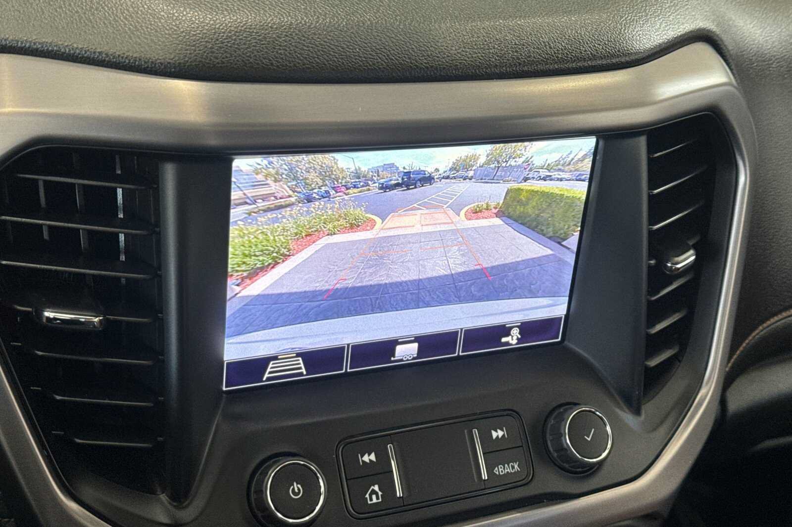 Used 2020 GMC Acadia AT4 w/ Trailering Package AWD/4WD image 20