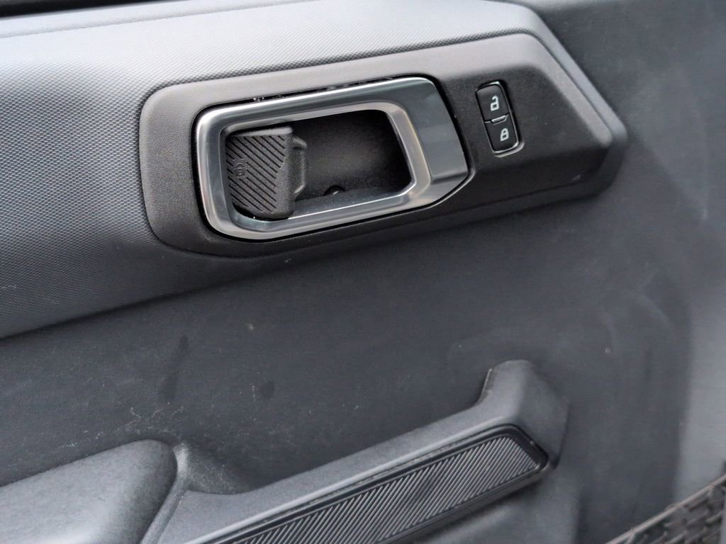 Used 2025 Ford Bronco Big Bend image 13