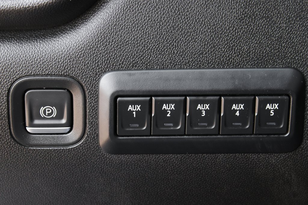 Used 2022 Chevrolet Silverado 3500 W/T image 23