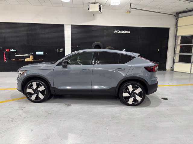 Used 2023 Volvo C40 P8 Recharge Ultimate AWD/4WD image 5