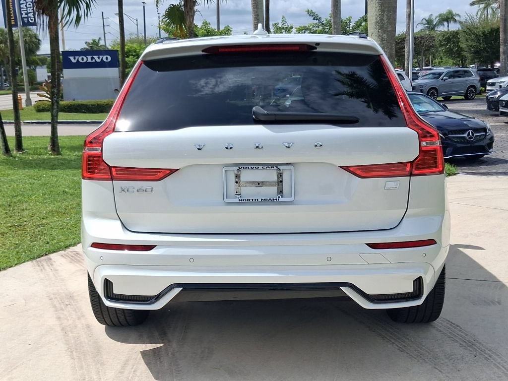 Certified 2024 Volvo XC60 T8 Ultimate AWD/4WD image 5