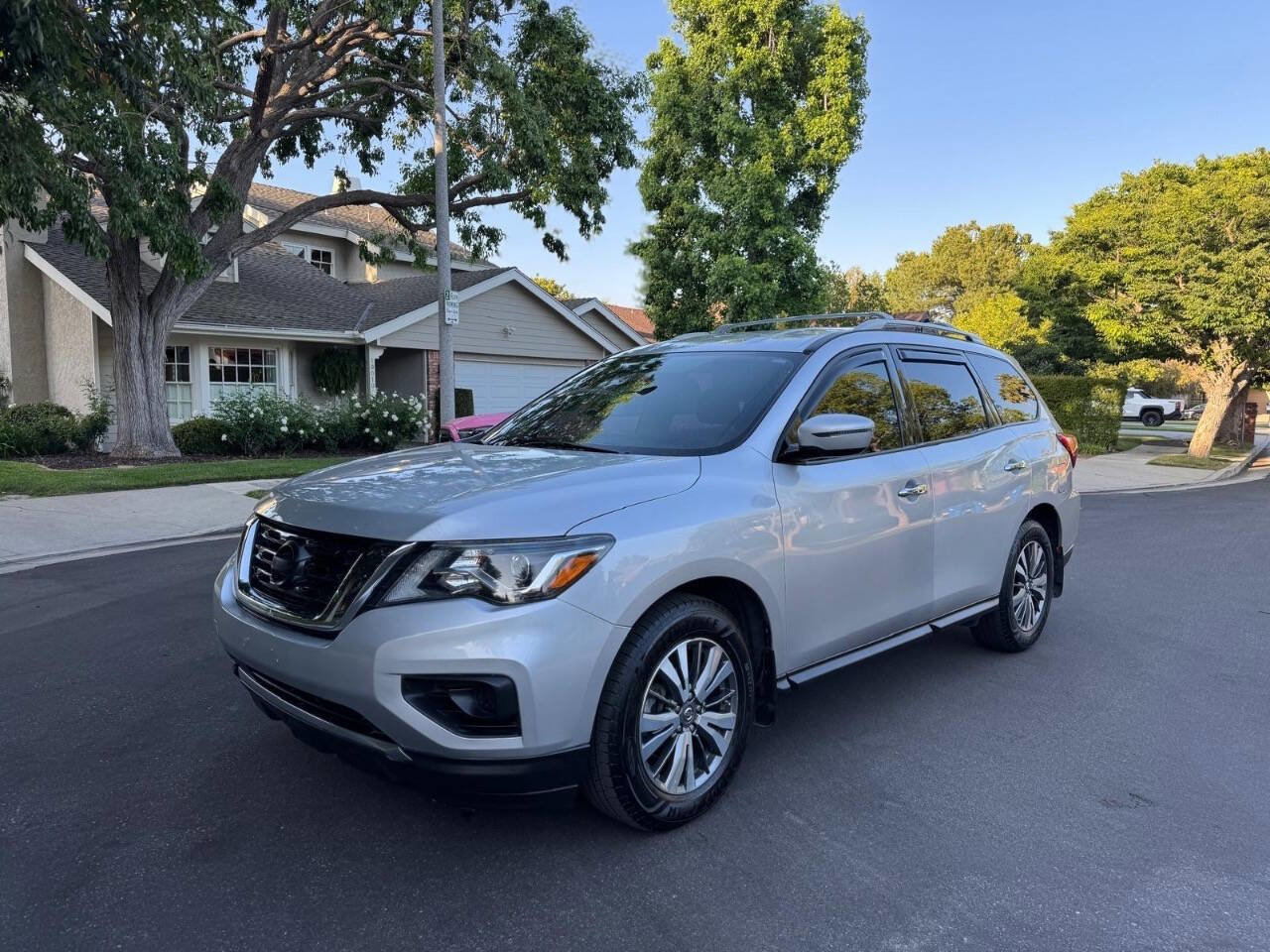 Used 2018 Nissan Pathfinder S