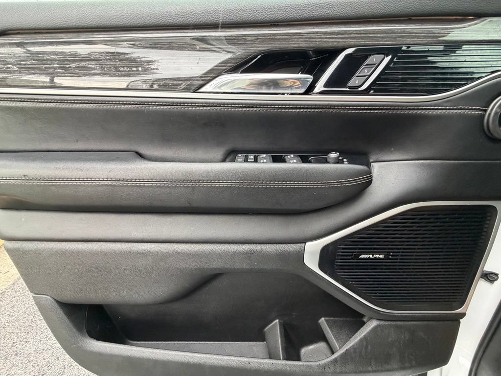 Certified 2022 Jeep Wagoneer Series III AWD/4WD image 33