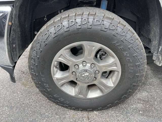 Used 2024 RAM 2500 Big Horn w/ Off Road Package AWD/4WD image 2