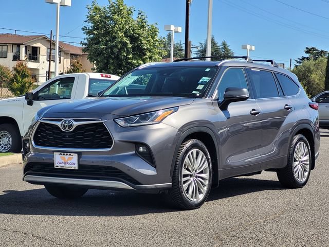 Used 2021 Toyota Highlander Platinum AWD/4WD image 10