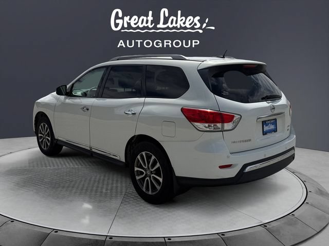 Used 2013 Nissan Pathfinder SL AWD/4WD image 3