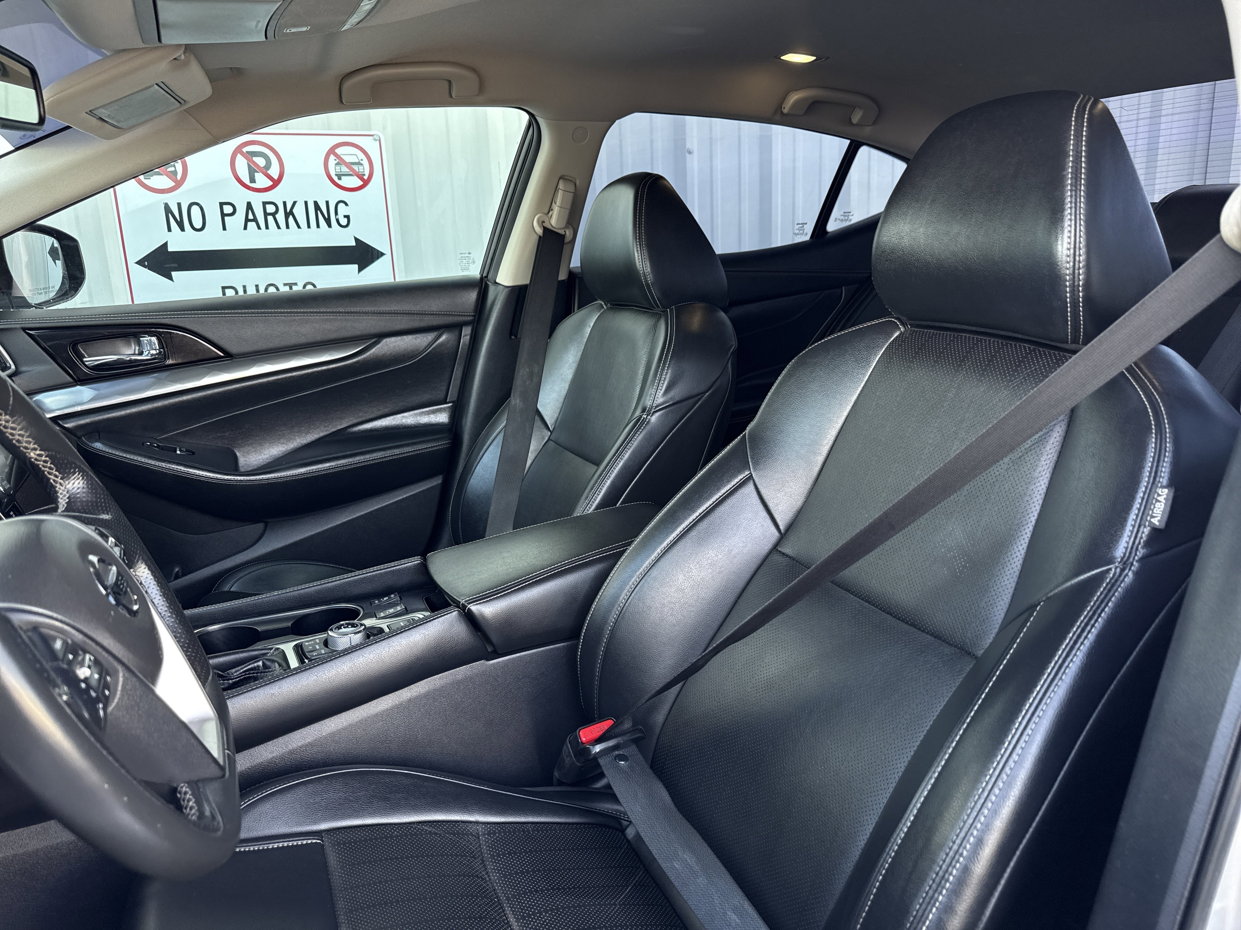 Used 2021 Nissan Maxima 3.5 SV w/ Floor Mat Group image 15