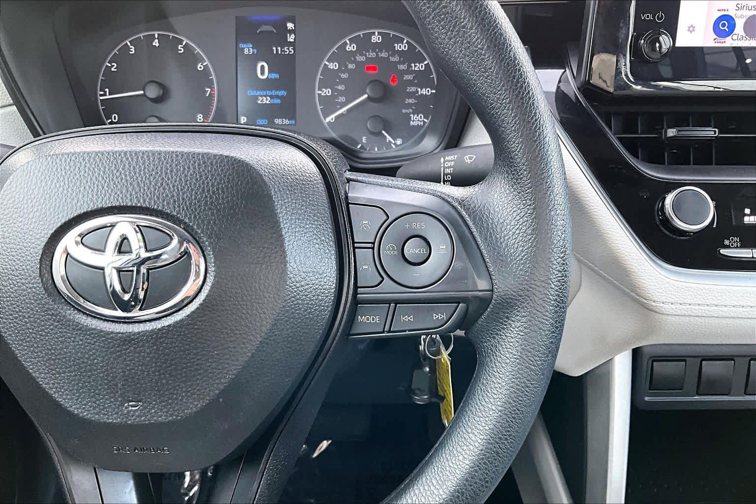 Used 2025 Toyota Corolla Cross L FWD image 25